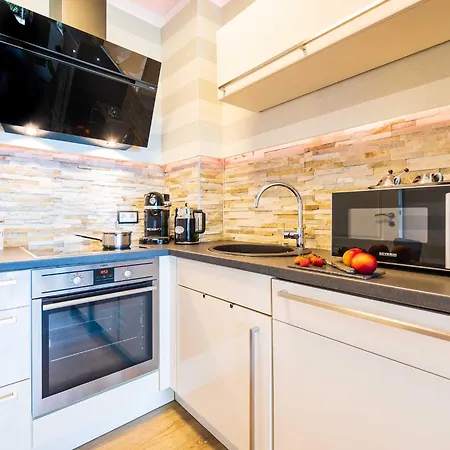 Seerosen - Seeblick * Binz